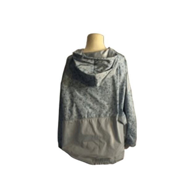 Light Blue Floral Windbreaker SG Sport 1X Plus Size - Picture 7 of 7